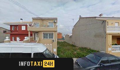 taxista Auto Taxi Montaverner
