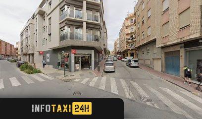 taxista Damián Camacho Taxi