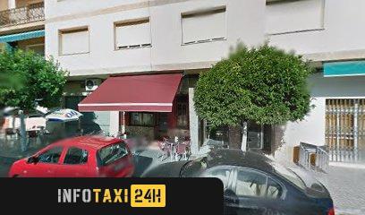 taxista Manuel Cabezas Hinojosa Taxi Adaptado