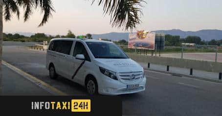 taxista Parada De Taxis Empuriabrava