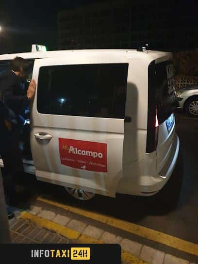 taxista Raditaxi Vila seca / La Pineda