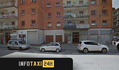 taxista Taxi Aitor Lizarzaburu