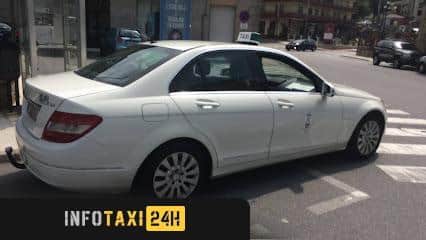 taxista Taxi Raul Montes Cabaleiro